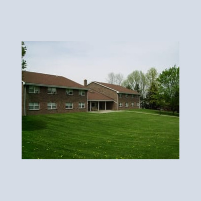 Chestnut Court Apts